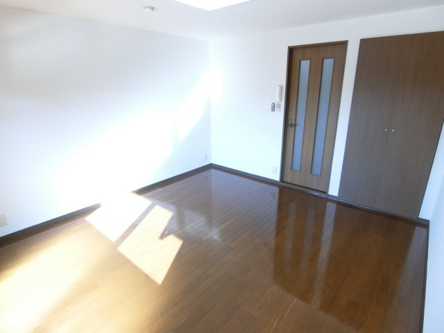 ベルメゾン一須賀Ⅱ号館の寝室