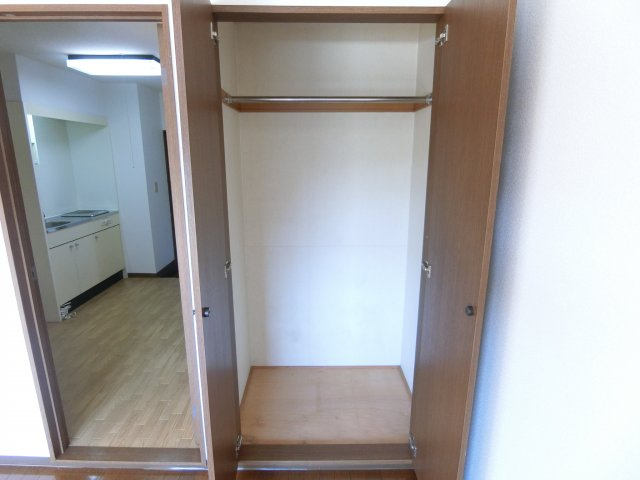 ベルメゾン一須賀Ⅱ号館の収納