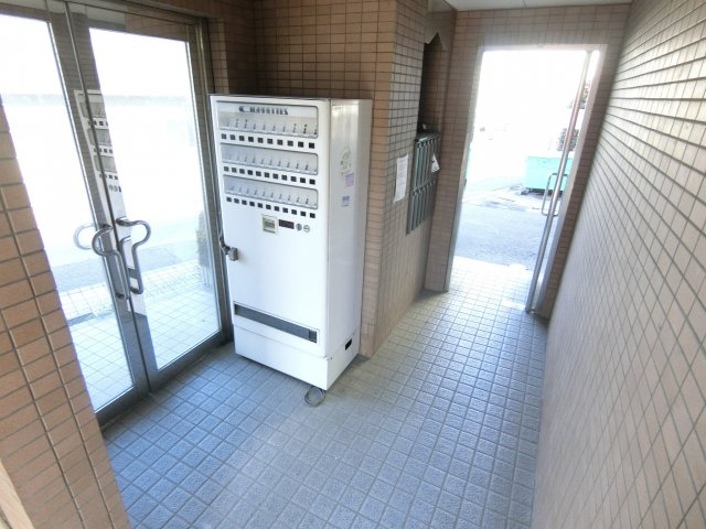 ベルメゾン一須賀Ⅱ号館のロビー