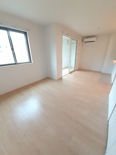 コンフォールＣの居間・リビング