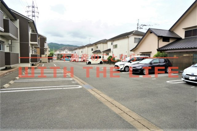 アンヌプリ【キャッシュバック対象物件】の駐車場|駐車場に車を止められます