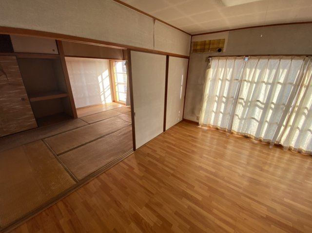 川西町店舗・事務所（戸建）の内装