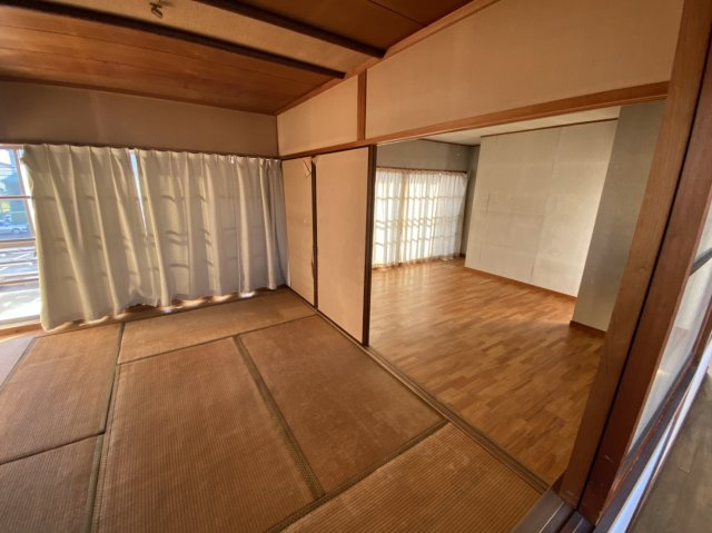 川西町店舗・事務所（戸建）の内装