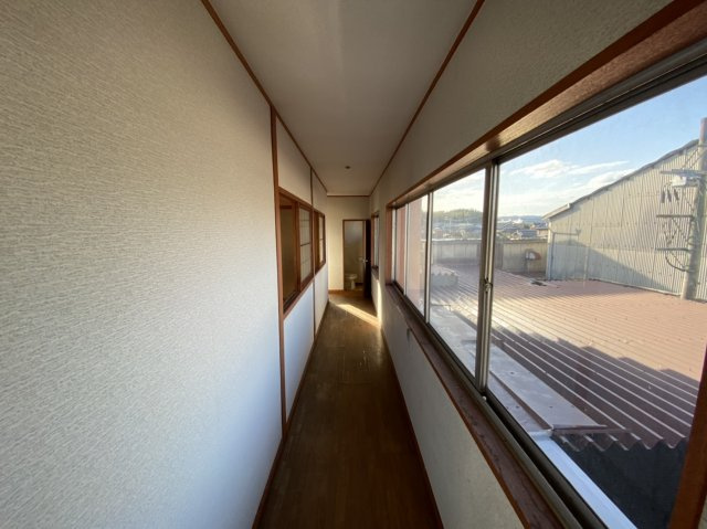 川西町店舗・事務所（戸建）の内装