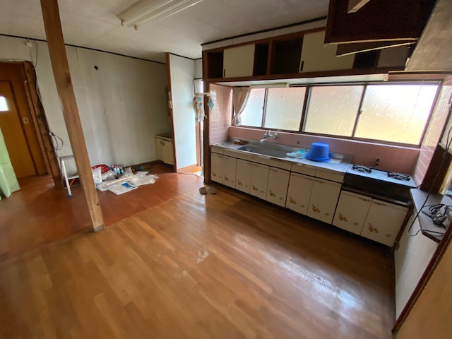 曽於市末吉町深川の中古一戸建のキッチン