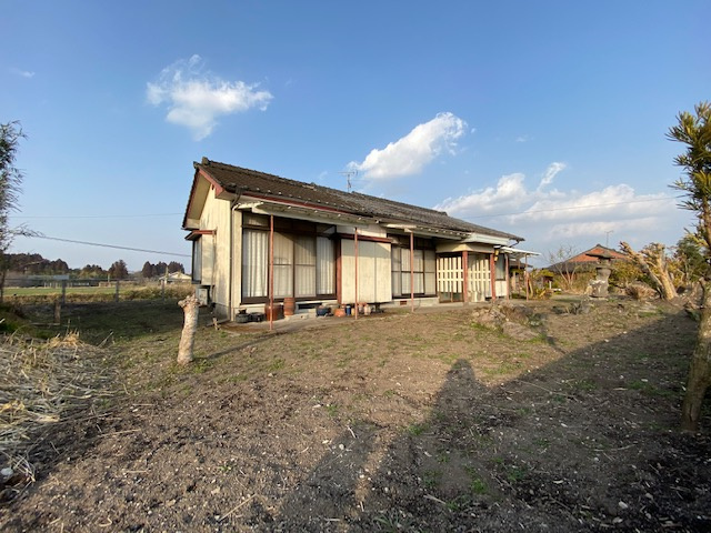 曽於市末吉町深川の中古一戸建の外観