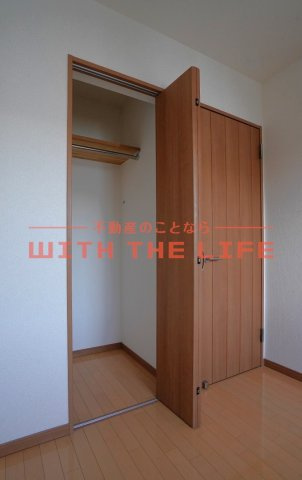 しおん【キャッシュバック対象物件】の収納|ちょっとした収納スペースも充実しています