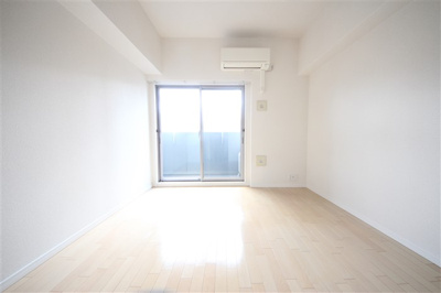 【居間・リビング】 | サムティ南堀江LUCE