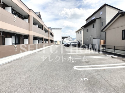 【駐車場】 | クレールスクエア | 駐車場です