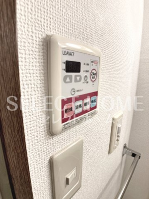  | クレールスクエア