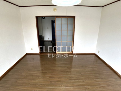 【居間・リビング】 | キャトルセゾン | ゆったり過ごせる居間です