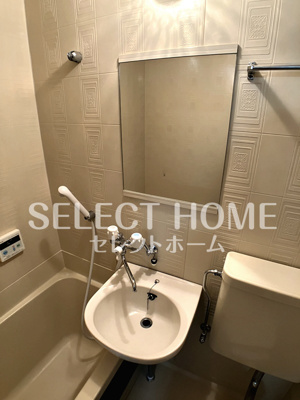 【独立洗面台】 | キャトルセゾン | 朝の身支度には欠かせない独立洗面化粧台