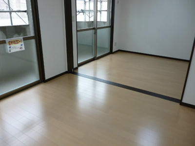 【洋室】 | ユーミー能登川UNO | 使い勝手のいい洋室です