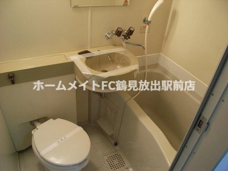 メゾン・ド・シャルジェの浴室