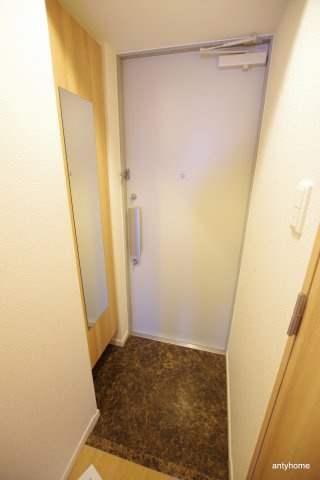 フォレストガーデン　天満橋1　仲介手数料無料の玄関