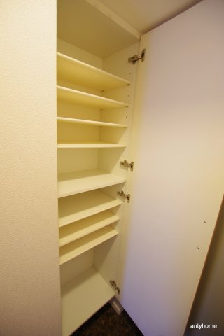 フォレストガーデン　天満橋1　仲介手数料無料の玄関