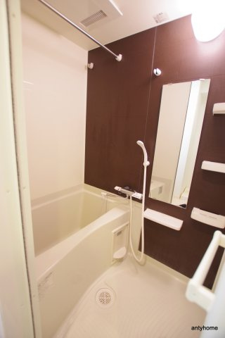 フォレストガーデン　天満橋1　仲介手数料無料の浴室