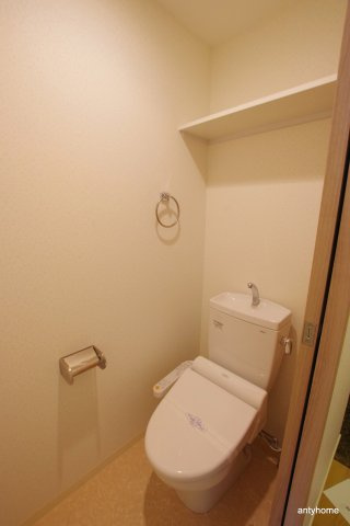 フォレストガーデン　天満橋1　仲介手数料無料のトイレ