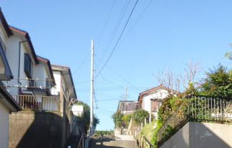【前面道路含む現地写真】 | 前面道路含む現地写真です
