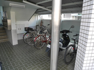 【その他共用部分】 | クローバーハイツ清水の駐輪場