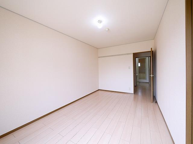 ラークハイムⅡの洋室