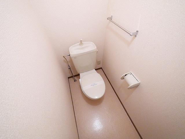 ラークハイムⅡのトイレ|コンパクトで使いやすいトイレです