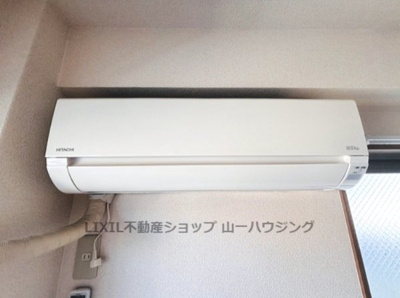 【設備】 | モンターナ岩槻東町 | 洋室のエアコン