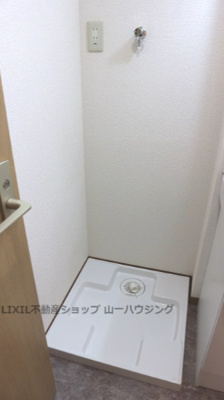 【設備】 | モンターナ岩槻東町 | 室内洗濯機置き場