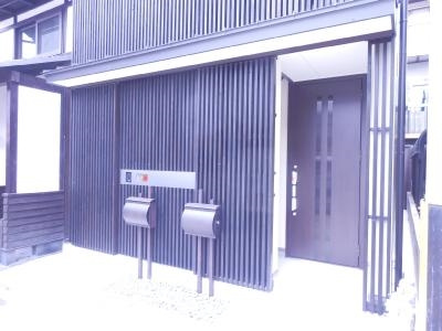 朱雀の陽のエントランス