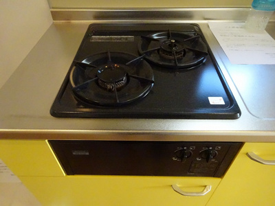 【キッチン】 | ドゥーエ江坂Ⅱ | ガス２口システムキッチンです