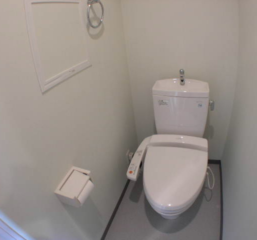 八戸ノ里ＨＩＲＯビルのトイレ