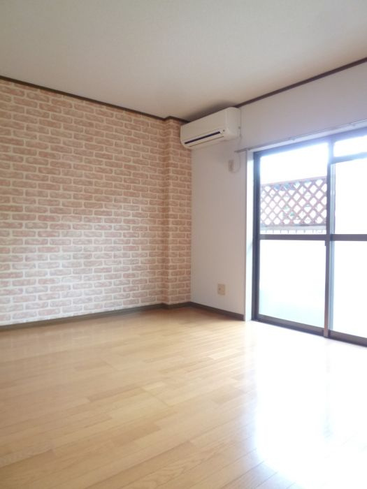 ライフコート御井【キャッシュバック対象物件】の洋室