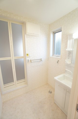 【洗面所】 | ラプラーサC