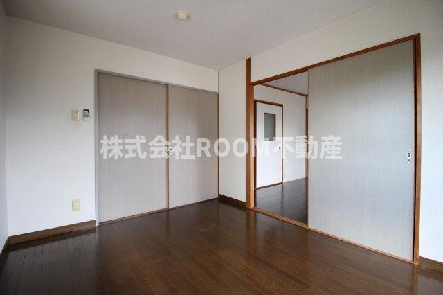大王マンションの居間・リビング|使いやすい居間です