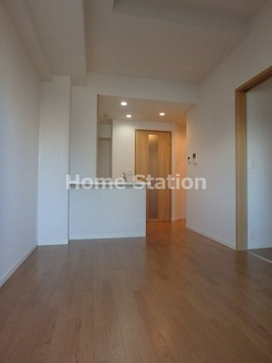 【居間・リビング】 | ル・トロワジェム・シャピトゥル福島