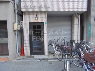 【エントランス】 | ベイシティみなと | 落ち着いたエントランスです