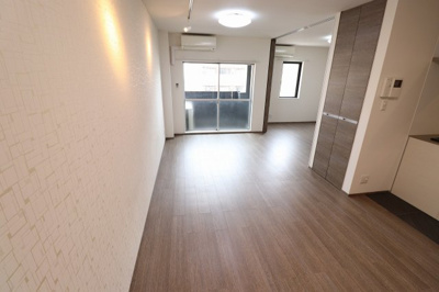 【居間・リビング】 | M+FLATS