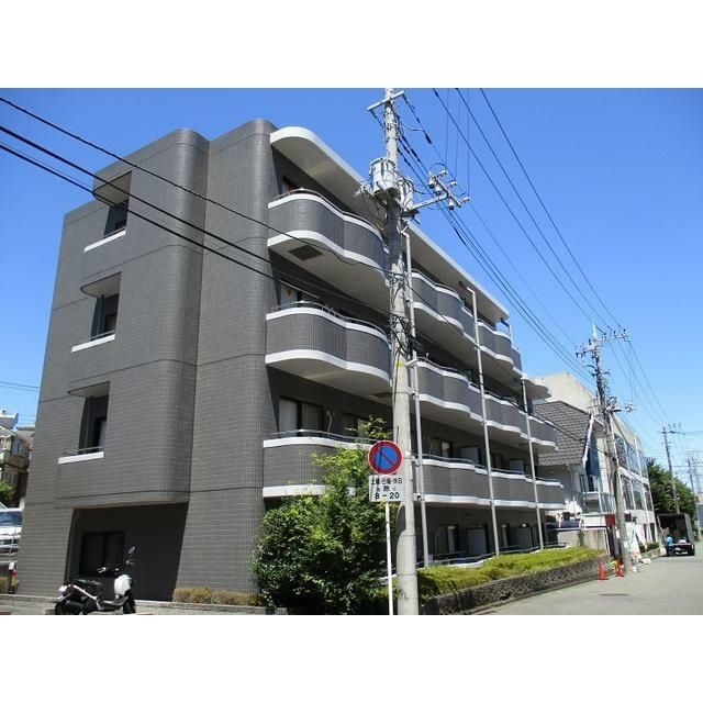 クレスト市が尾の外観
