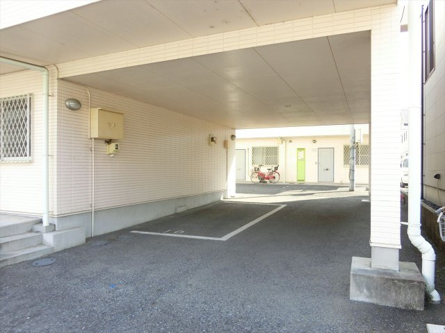 ヤマト打中B棟の駐車場|ヤマト打中B棟