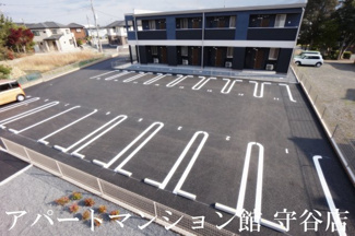 【駐車場】