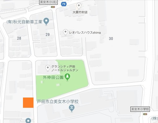 戸田市美女木２丁目の駐車場の地図