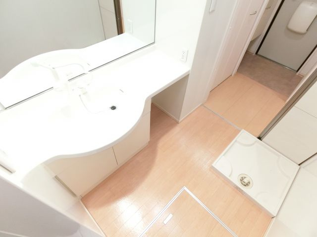 プランドールセレナの洗面所