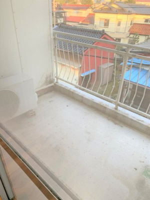 【バルコニー】 | 川岸マンション