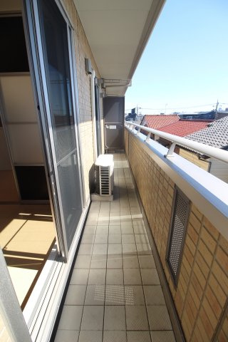 コモド元住吉のバルコニー