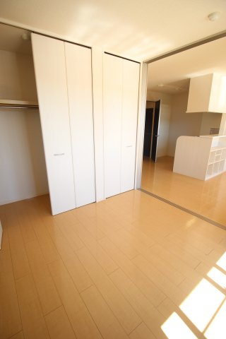 コモド元住吉の洋室