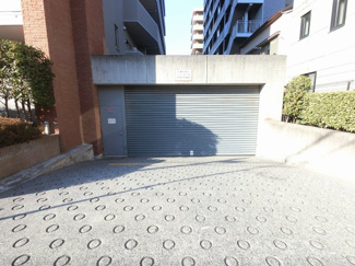 【駐車場】 | 敷地内駐車場です。
