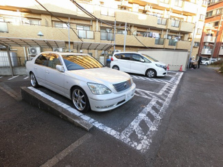 【駐車場】 | 平置き駐車場です。
