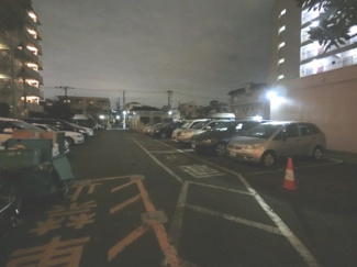 【駐車場】 | 平置き駐車場です。