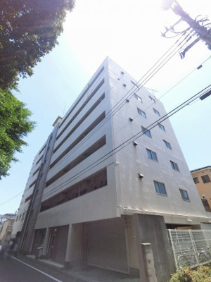 【外観】 | ニューハイム東海 | 総戸数33戸、昭和49年8月築のマンションです。
専有面積平米、3LDKのお部屋となります。