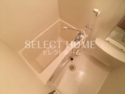 【浴室】 | グランピュア | 落ち着いた空間のお風呂です